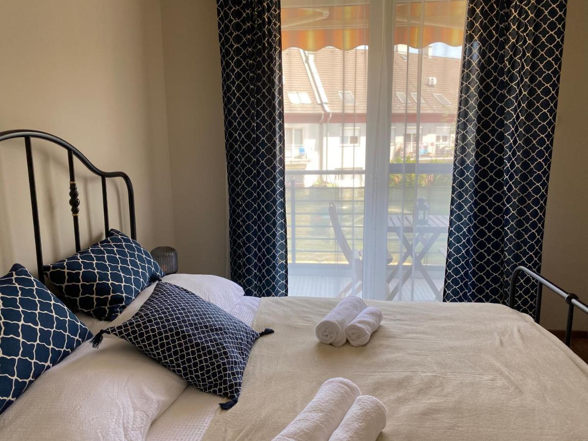 Sziget Apartment Győr Kültér fotó